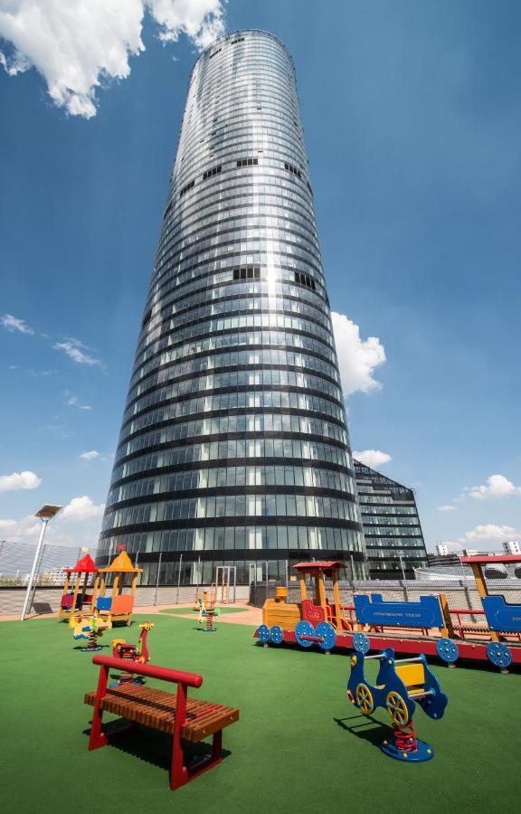 Apartamenty Sky Tower วรอตซวาฟ ภายนอก รูปภาพ